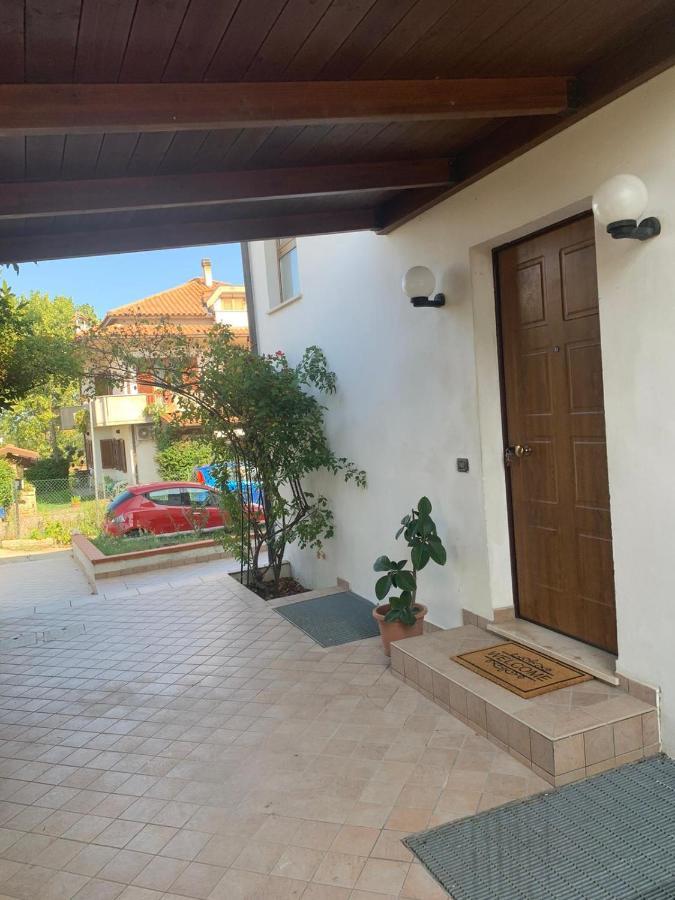 לינה וארוחת בוקר Madonna Della Pace La Casa Di Roberto מראה חיצוני תמונה
